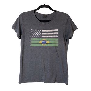Anvil Women’s Grey Half USA Half Brazil Flag Fitted T-Shirt Size Medium